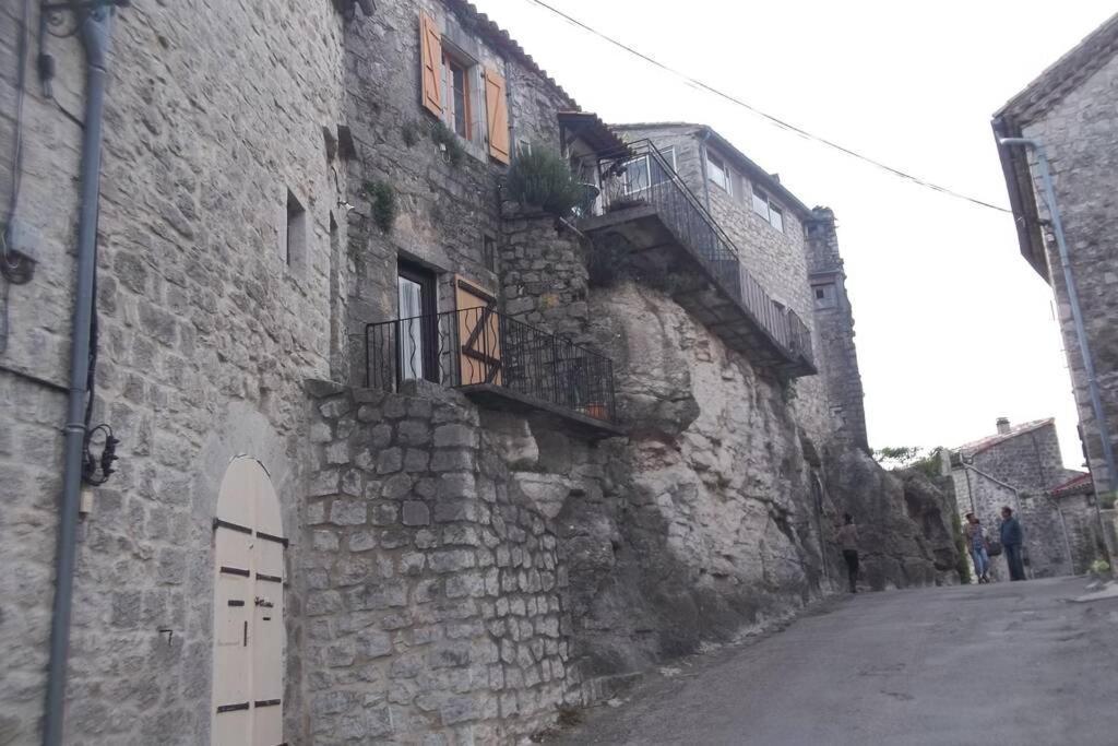 Maison Pierre Et Voute Au Coeur Du Village Balazuc Buitenkant foto